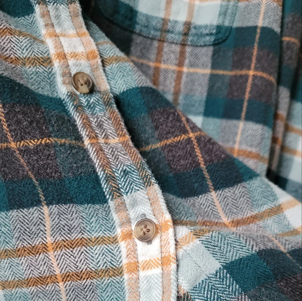 American Eagle Green Plaid Flannel Classic Fit Heavyweight Shirt Mens Size M - Picture 2 of 7